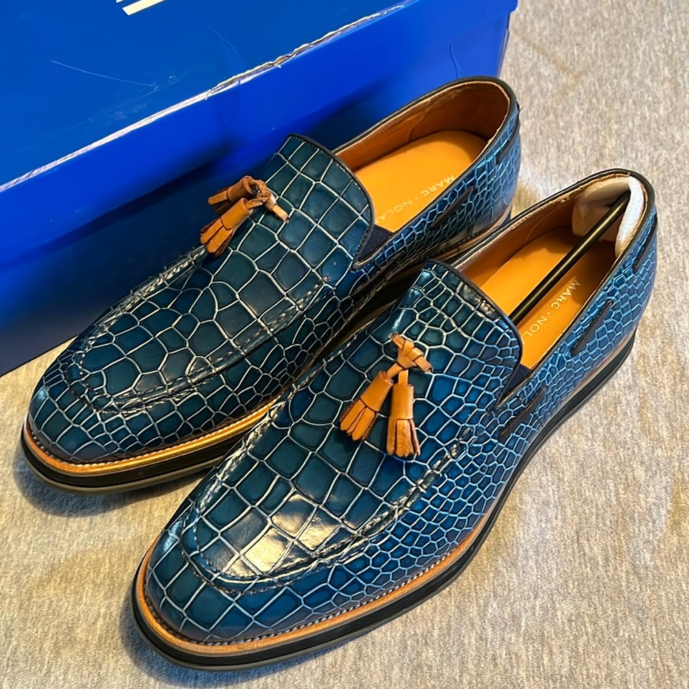 *New in Box* Apollo Blue Leather Crocskin Tassel Loafers